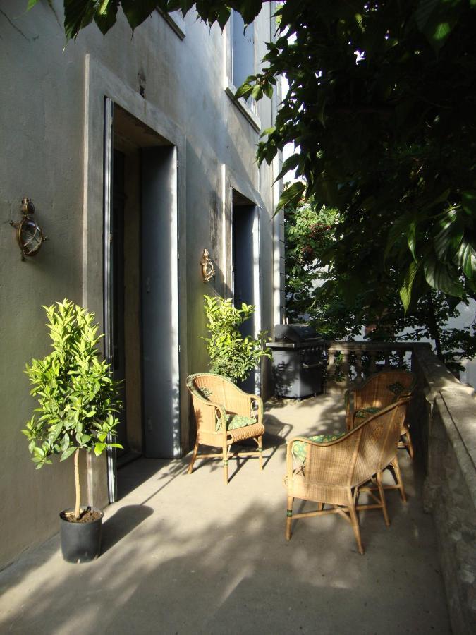 Les Remparts Bed & Breakfast กาเปสตอง ภายนอก รูปภาพ
