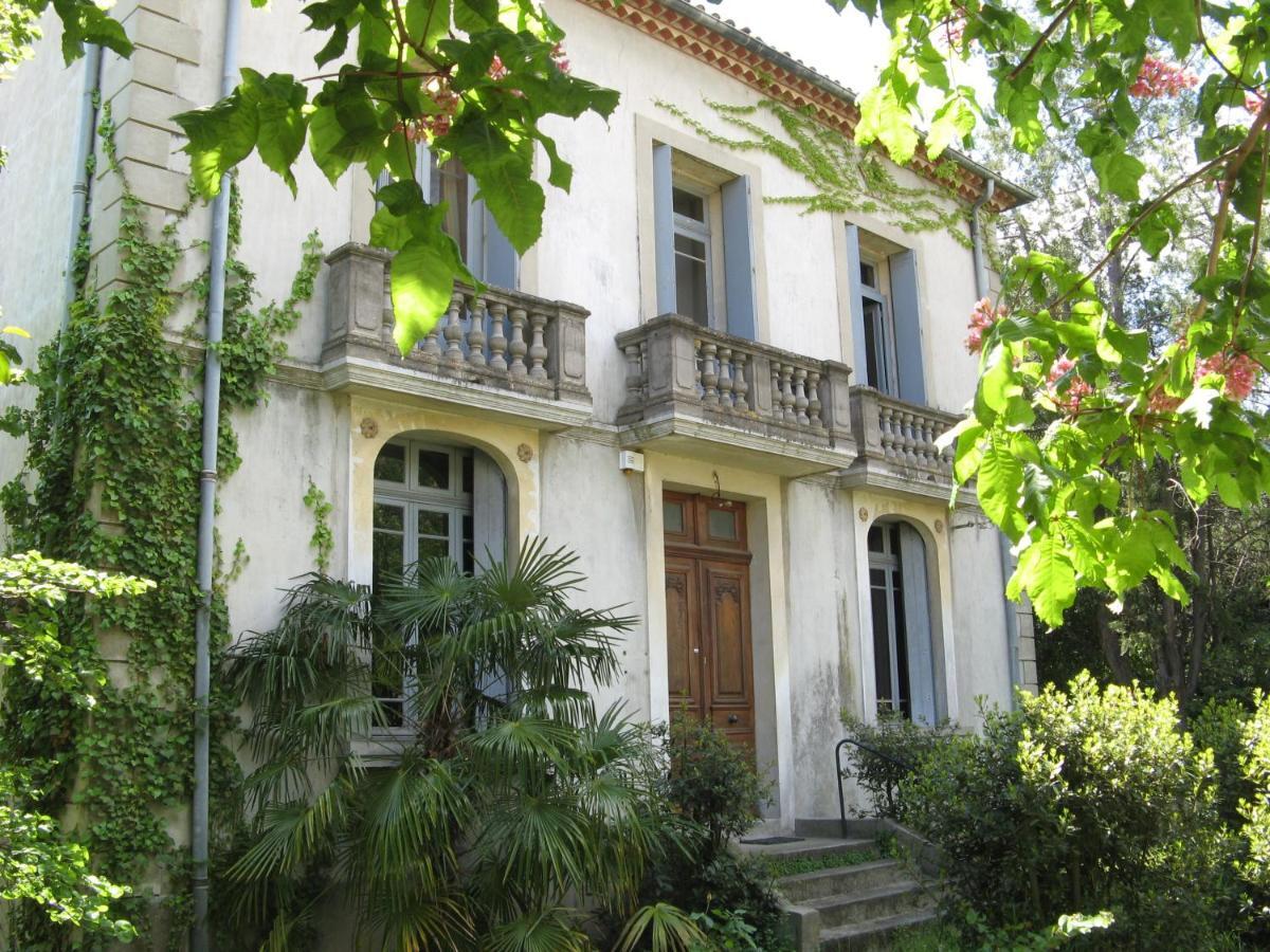 Les Remparts Bed & Breakfast กาเปสตอง ภายนอก รูปภาพ