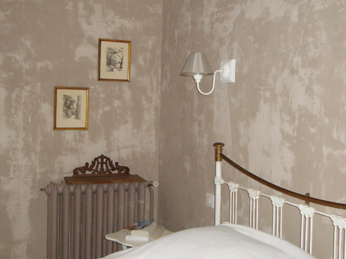 Les Remparts Bed & Breakfast กาเปสตอง ภายนอก รูปภาพ